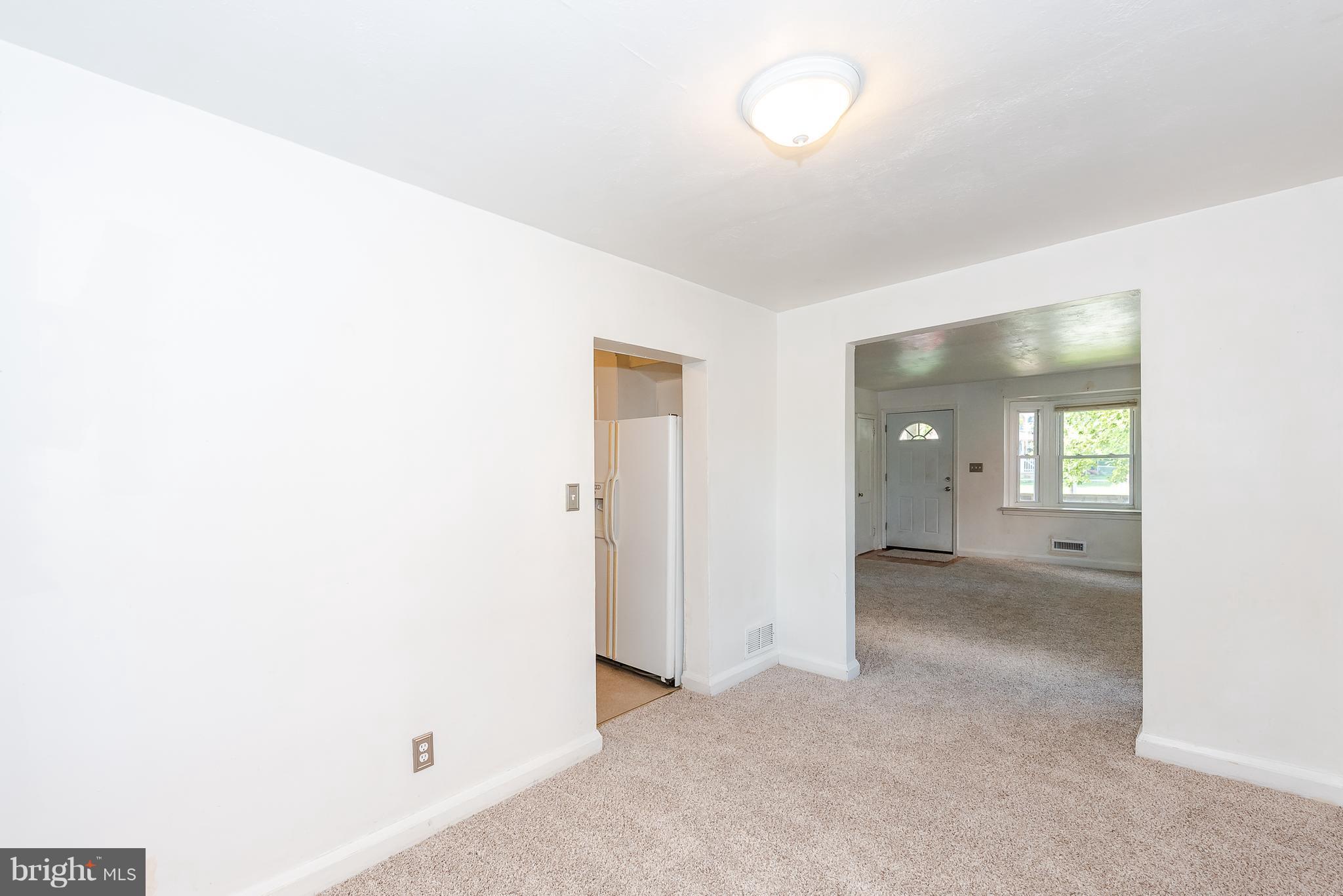 676 Middlesex Road Essex, MD 21221 - Photo 8 of 30 Dining Room