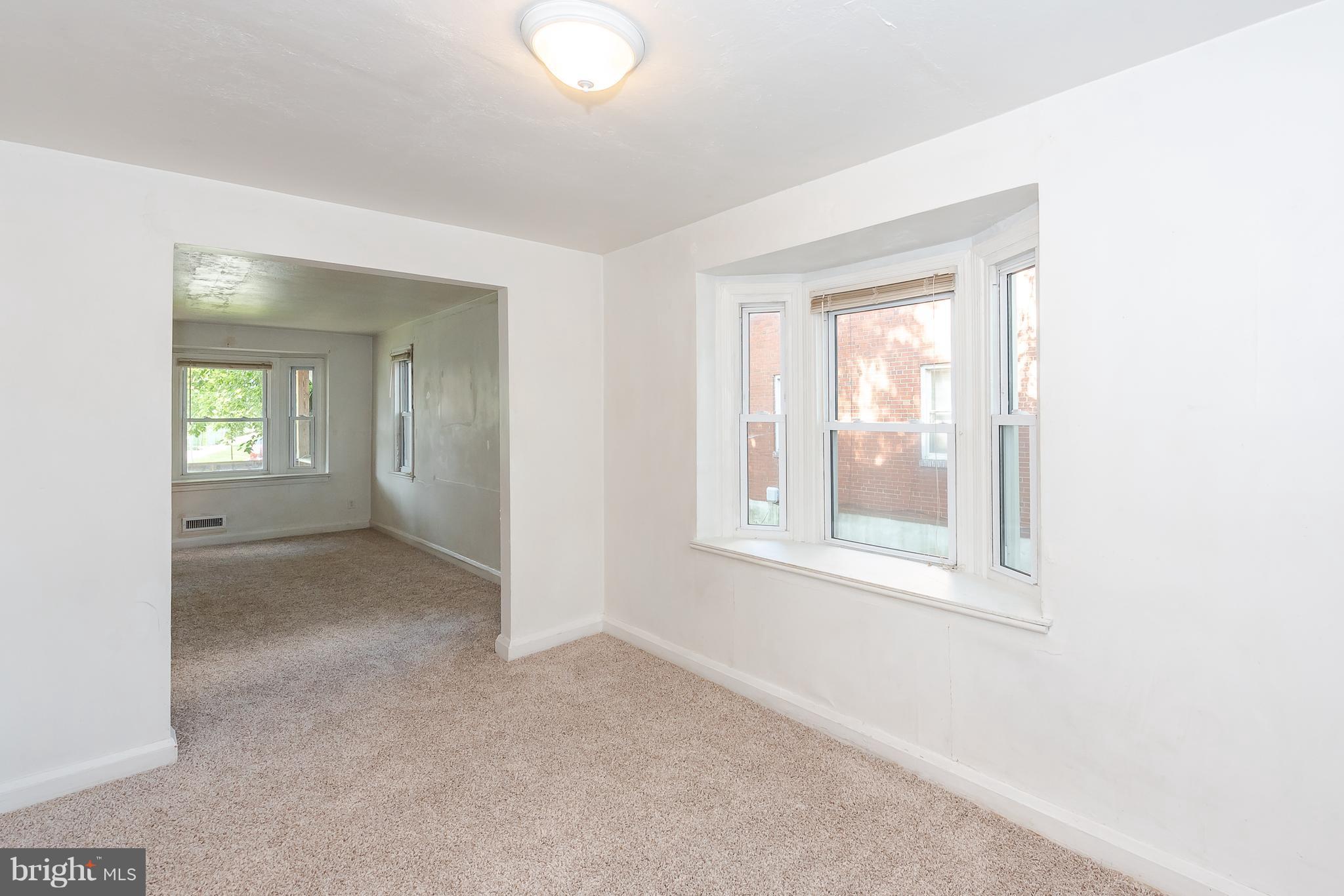676 Middlesex Road Essex, MD 21221 - Photo 9 of 30 Dining Room