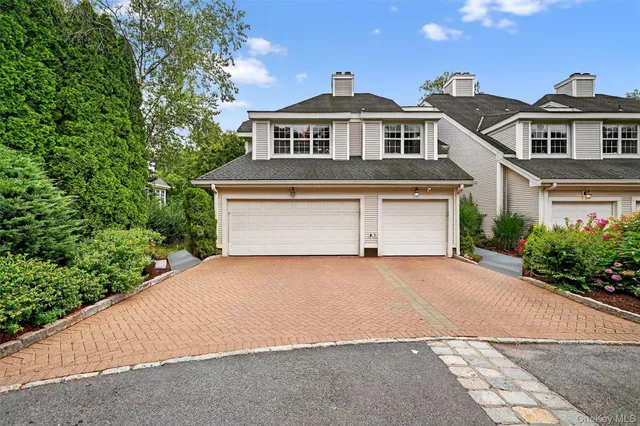 $995,000 | 48 Lake Marie Lane, Bedford Hills, NY 10507