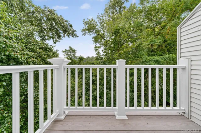 $995,000 | 48 Lake Marie Lane, Bedford Hills, NY 10507