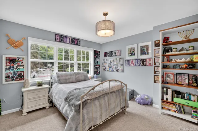 $995,000 | 48 Lake Marie Lane, Bedford Hills, NY 10507