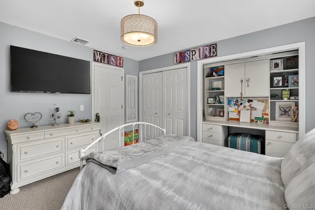 $995,000 | 48 Lake Marie Lane, Bedford Hills, NY 10507