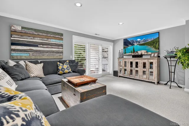 $995,000 | 48 Lake Marie Lane, Bedford Hills, NY 10507