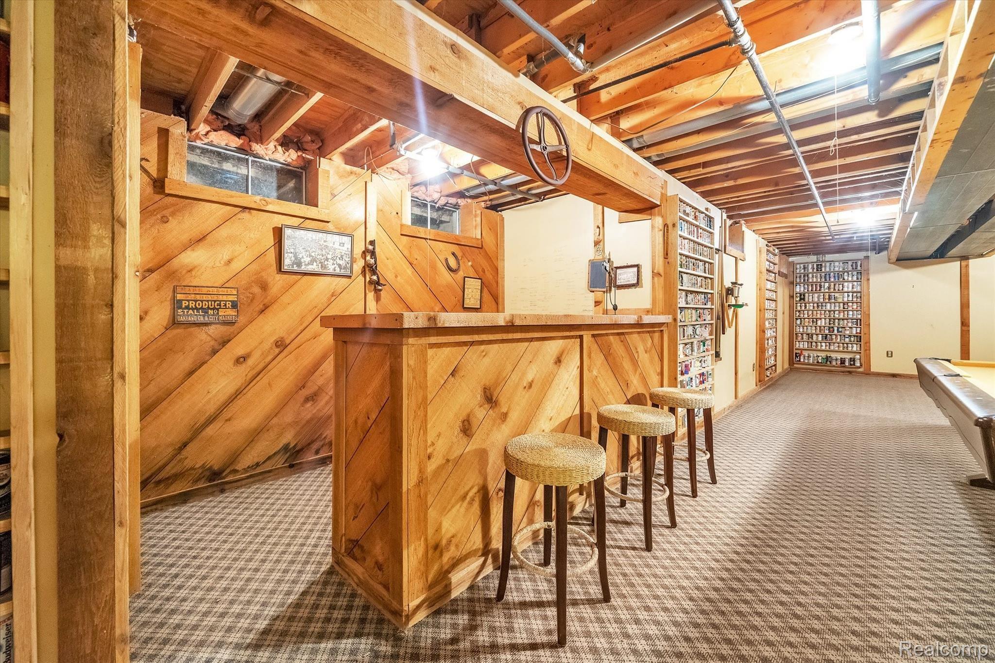 3073 Gentry Road Howell, MI 48843 - Photo 38 of 57 Basement bar area