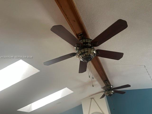 7736 Colee Cove Road St. Augustine, FL 32092 - Photo 10 of 24 Living room Vaulted Ceilings