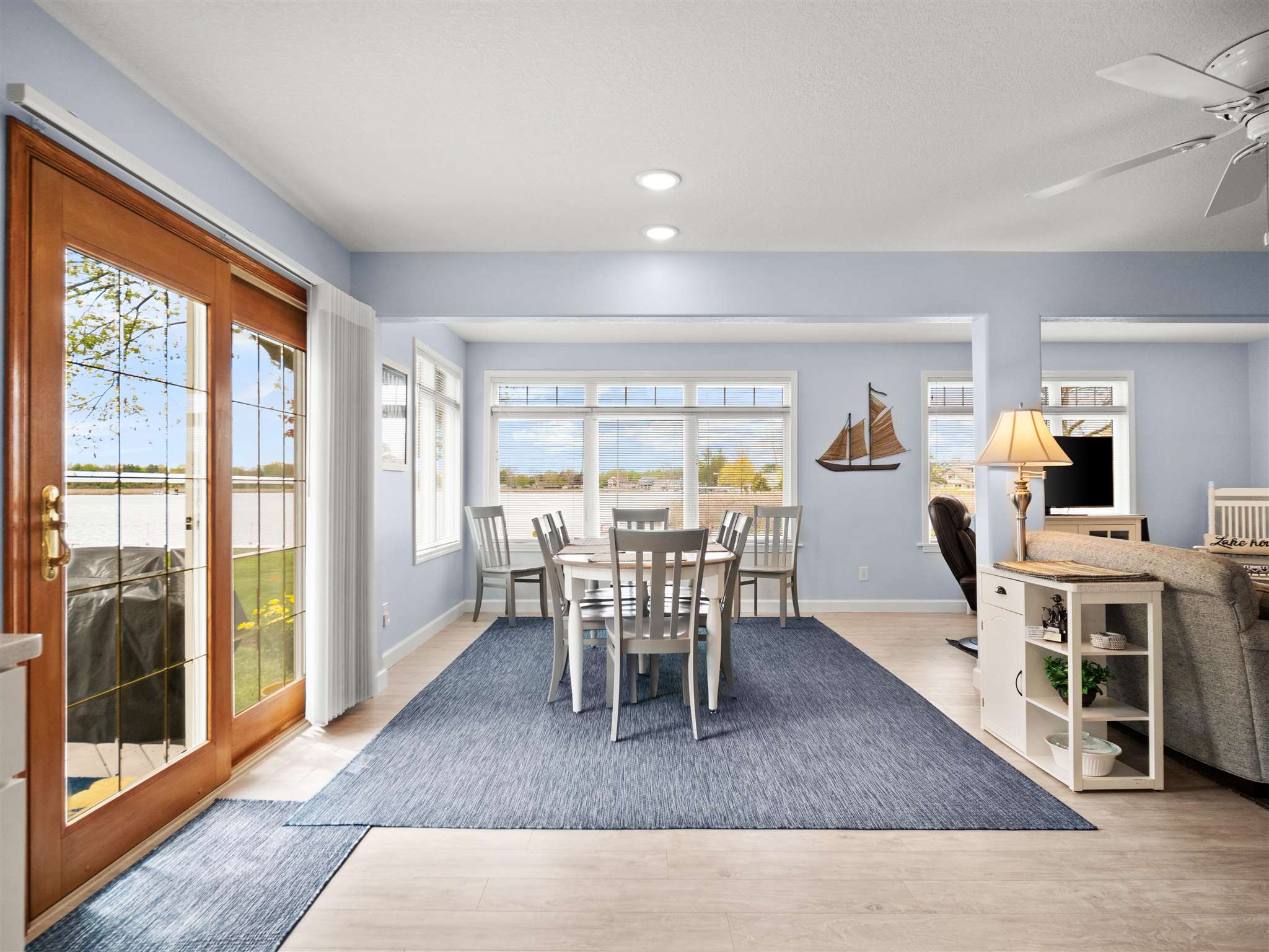 543 East Lake View Road Syracuse, IN 46567 - Photo 21 of 36 Gallery Image 21