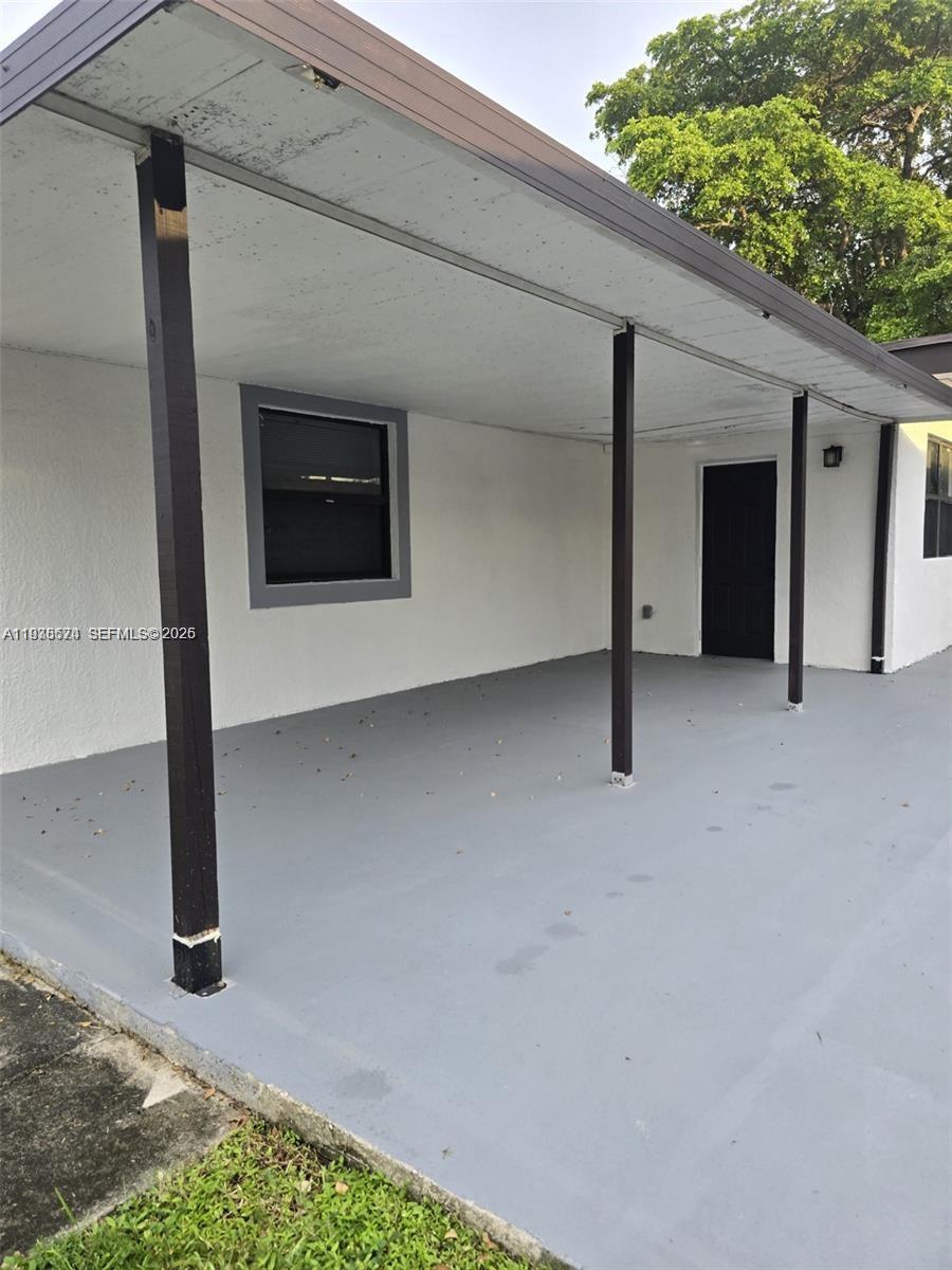 780 West 74th Place Hialeah, FL 33014 - Photo 6 of 24