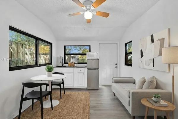 $1,395 | 118 Northwest 44th Street, Unit 1, Miami, FL 33127