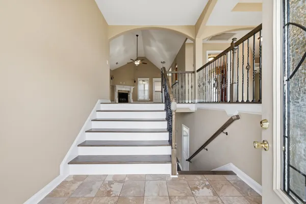 a view of entryway