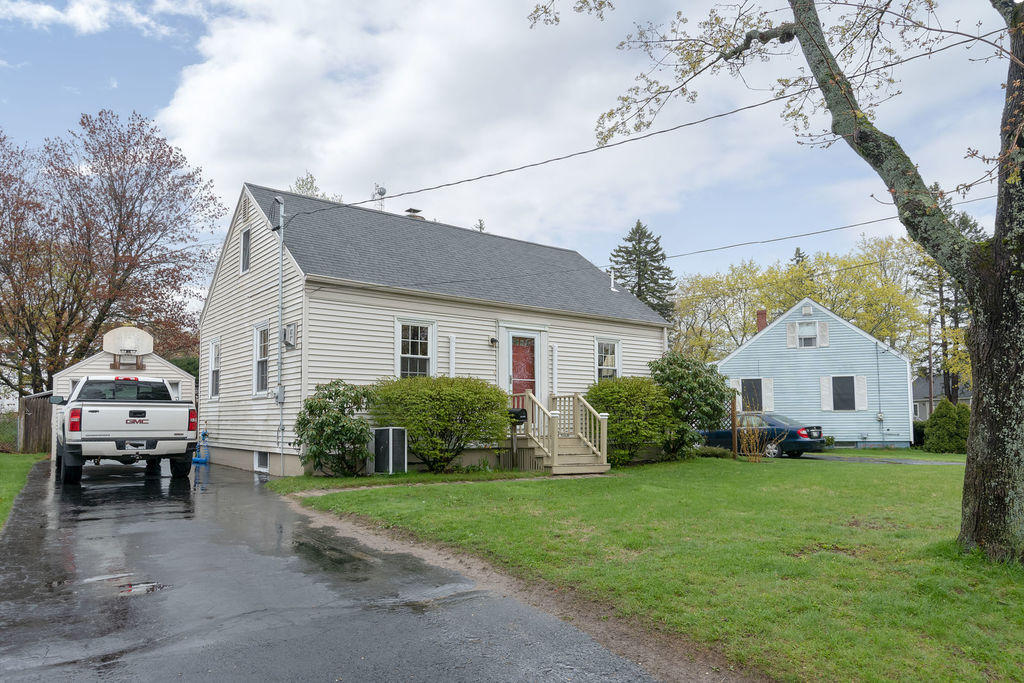 002_25brookrd-26
