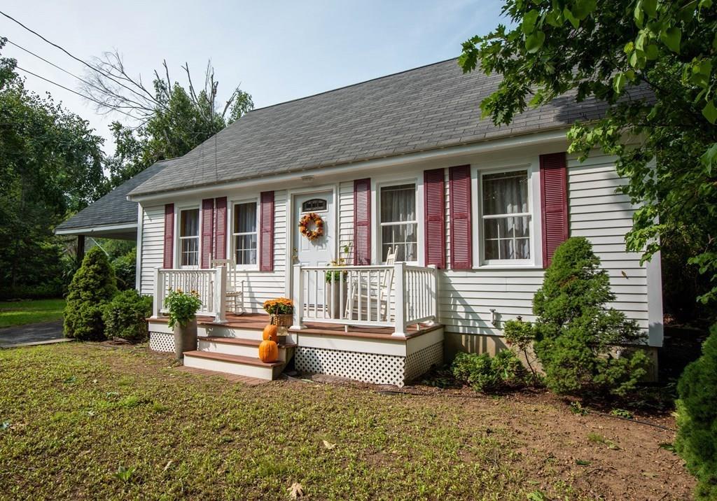 177 7 Star Road Groveland, MA 01834 - Photo 3 of 24 Gallery Image 3