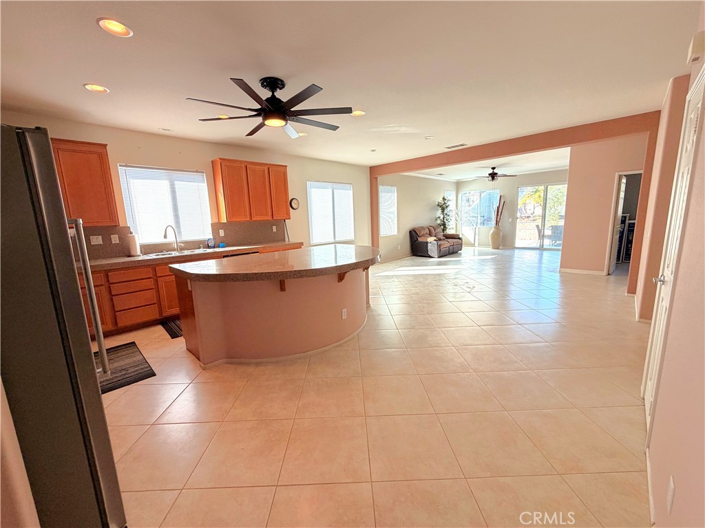 27966 Crystal Spring Drive Menifee, CA 92584 - Photo 5 of 36