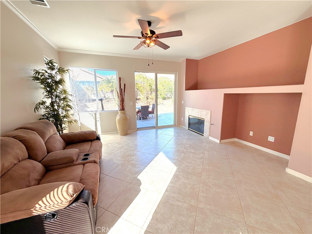 27966 Crystal Spring Drive Menifee, CA 92584 - Photo 7 of 36