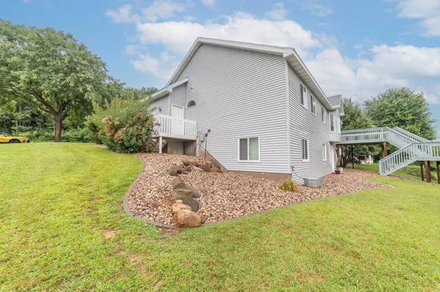 $474,900 | 630 Morning Star Drive, Portage, WI 53901