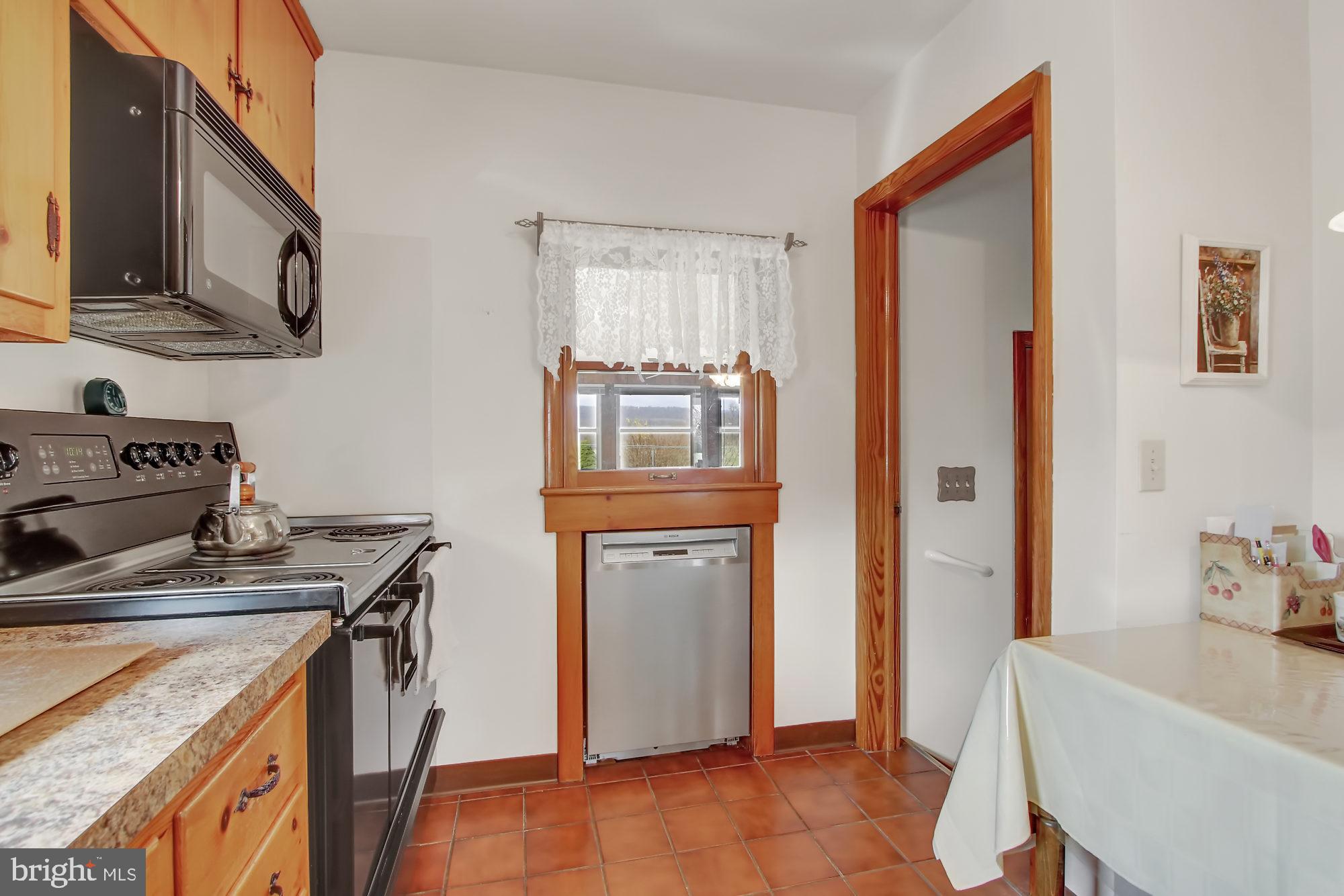 78 Carrolls Tract Road Fairfield, PA 17320 - Photo 8 of 25