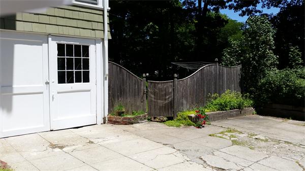 93 Morningside Road Worcester, MA 01602 - Photo 27 of 30 a front view of a house with a yard