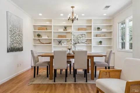 $1,079,000 | 320 Alameda De La Loma, Novato, CA 94949