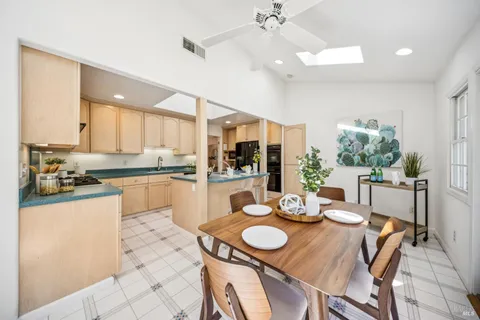 $1,079,000 | 320 Alameda De La Loma, Novato, CA 94949