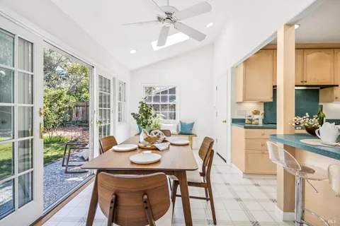 $1,079,000 | 320 Alameda De La Loma, Novato, CA 94949