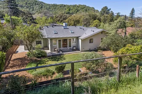$1,079,000 | 320 Alameda De La Loma, Novato, CA 94949