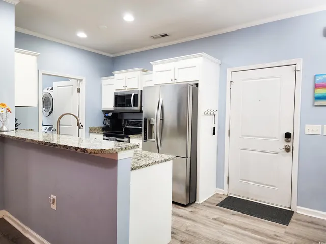 $2,150 | 72 Weatherboard Court, Unit MAGNOLIA BEACH WEST, Pawleys Island, SC 29585