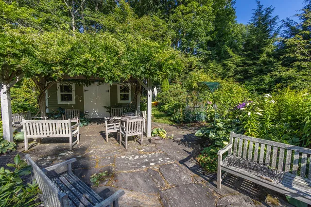 $475,000 | 11 Spruce Street, Rockport, ME 04856