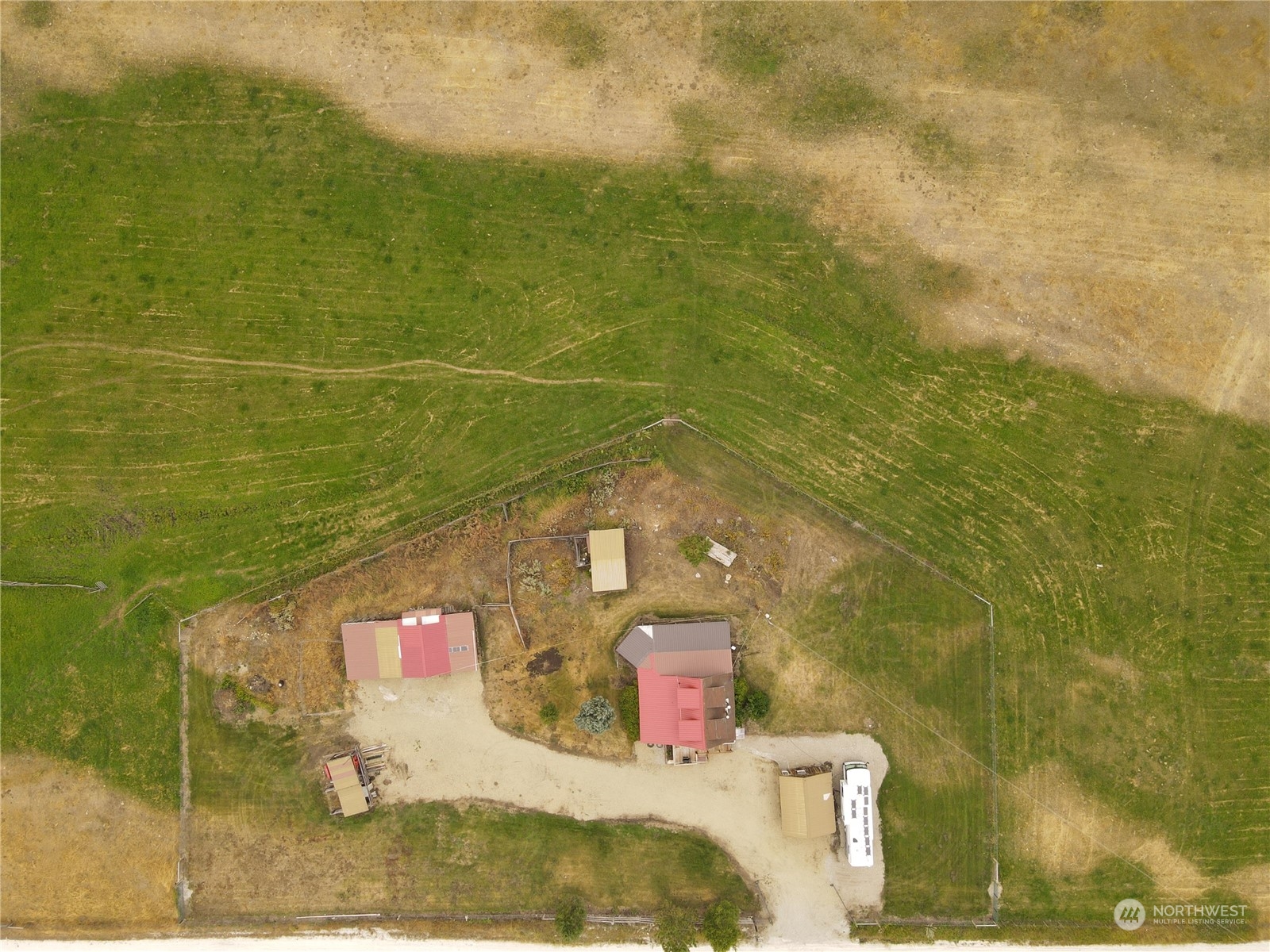 85 Summer Road Tonasket, WA 98855 - Photo 5 of 30 Gallery Image 5