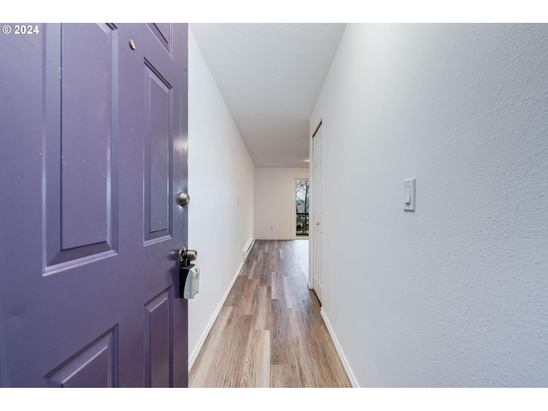 8296 Southwest Mohawk Street Tualatin, OR 97062 - Photo 13 of 39 Gallery Image 13