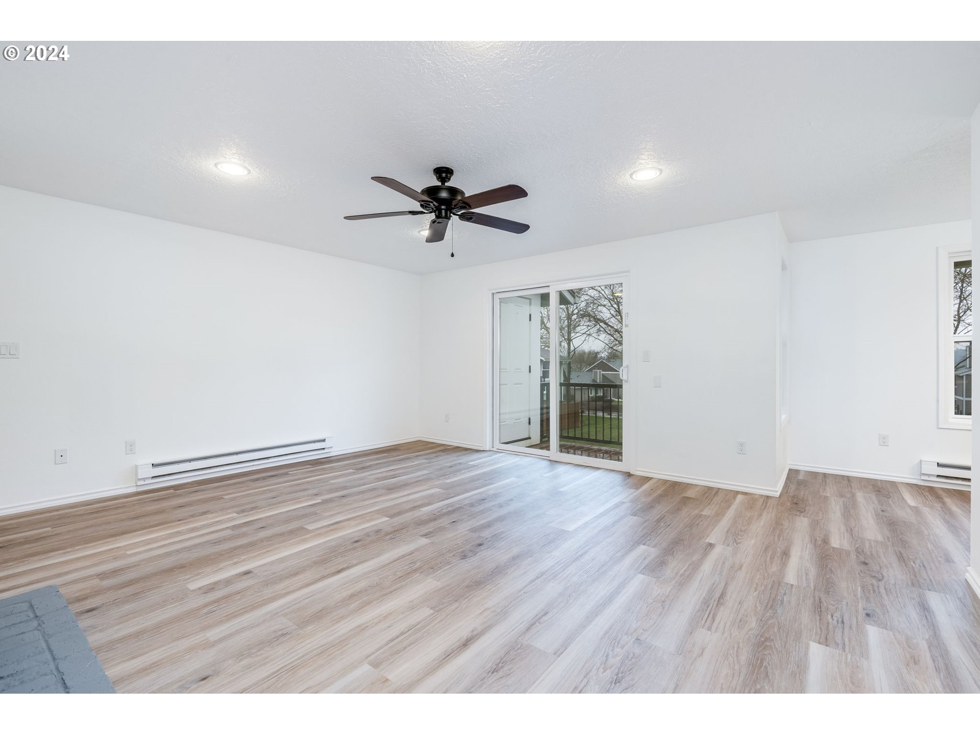 8296 Southwest Mohawk Street Tualatin, OR 97062 - Photo 17 of 39 Gallery Image 17