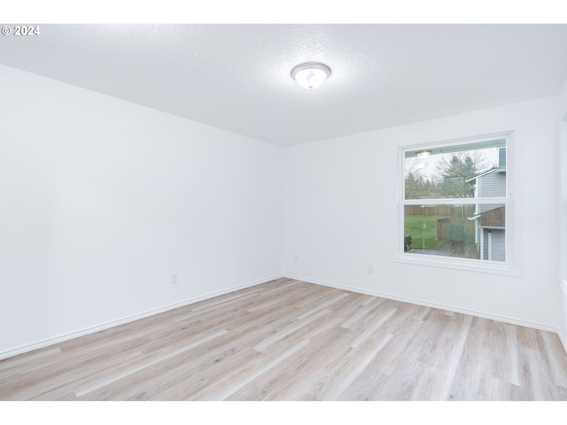 8296 Southwest Mohawk Street Tualatin, OR 97062 - Photo 35 of 39 Gallery Image 35