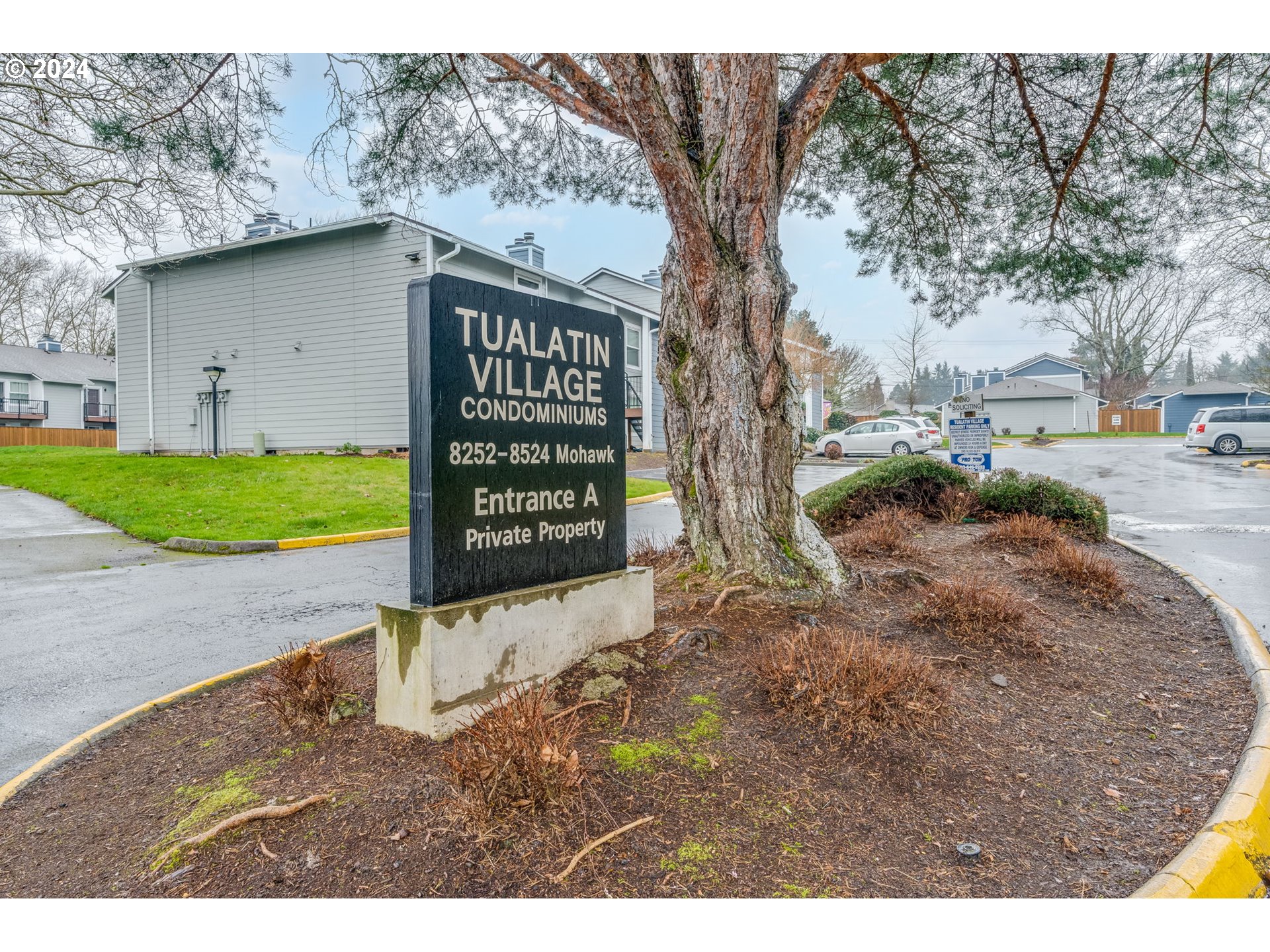 8296 Southwest Mohawk Street Tualatin, OR 97062 - Photo 5 of 39 Gallery Image 5