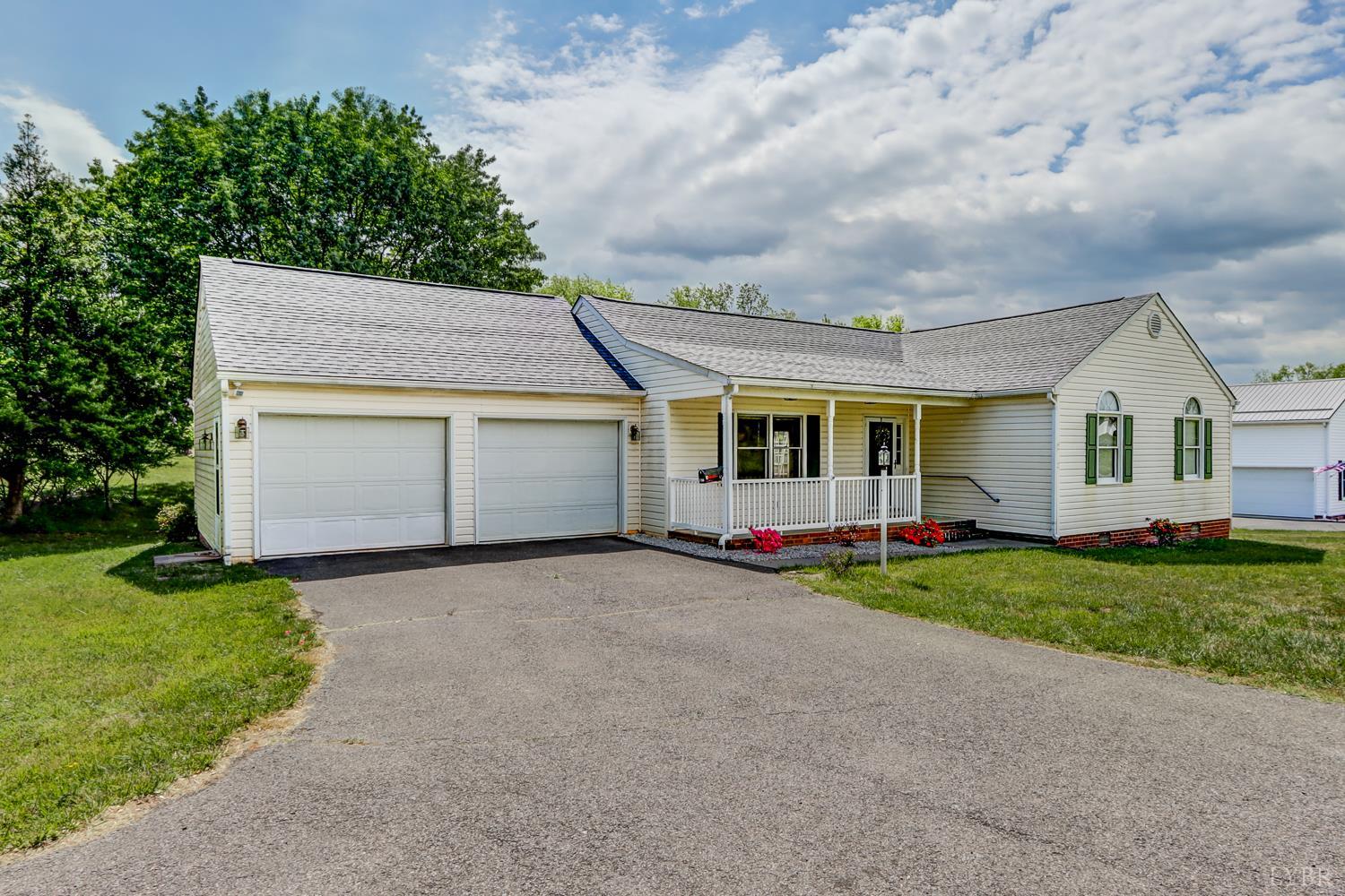 1266 Bethel Church Road Forest, VA 24551 - Photo 2 of 36