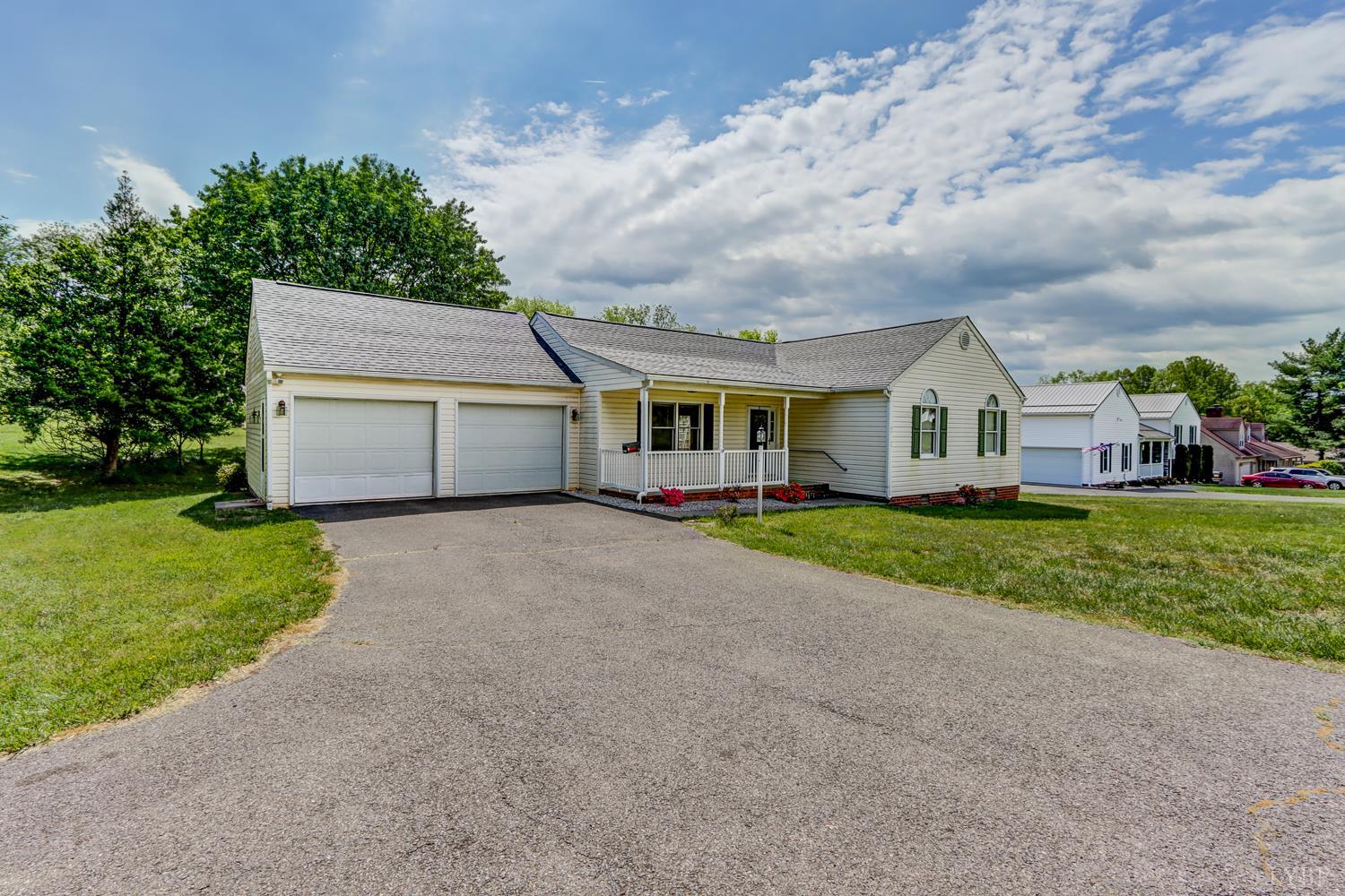 1266 Bethel Church Road Forest, VA 24551 - Photo 3 of 36