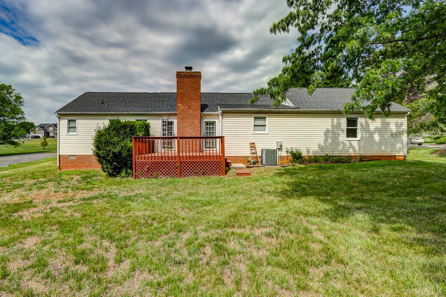 1266 Bethel Church Road Forest, VA 24551 - Photo 10 of 36