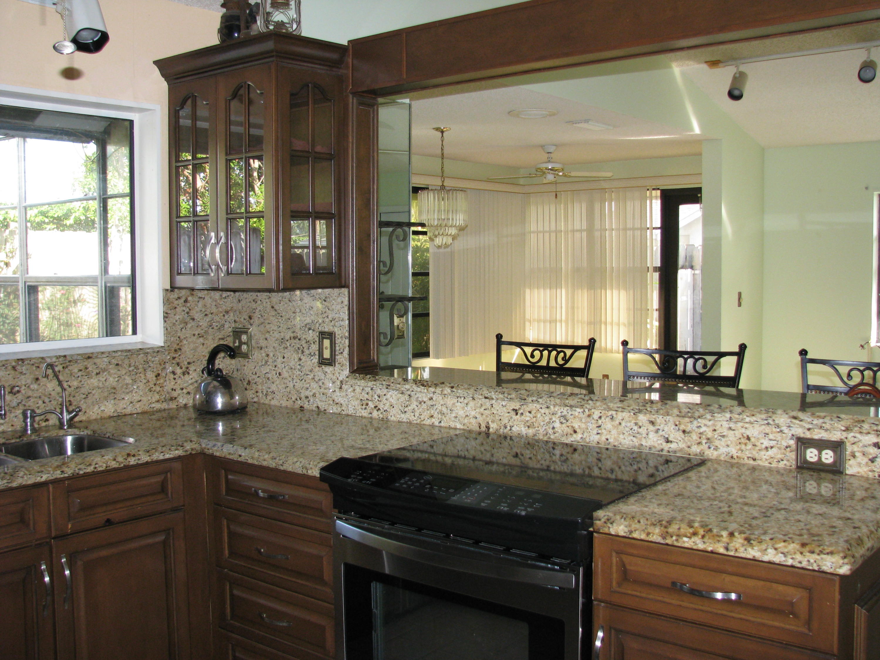 2775 Southwest 2nd Street Delray Beach, FL 33445 - Photo 4 of 17 kit3