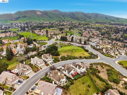 $2,999,000 | 43718 Cameron Hills Drive, Fremont, CA 94539