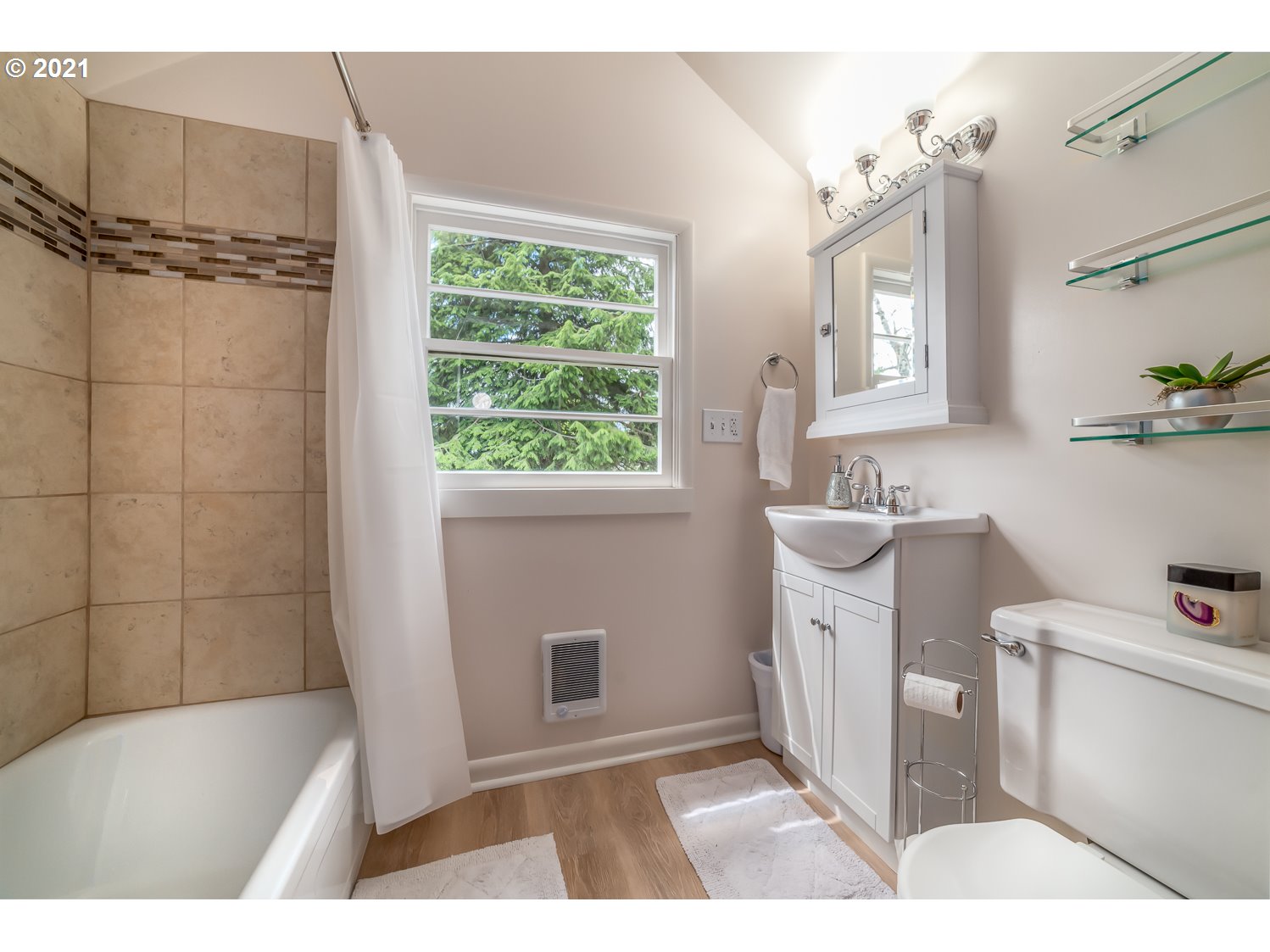 90 Irving Road Eugene, OR 97404 - Photo 12 of 32 Gallery Image 12