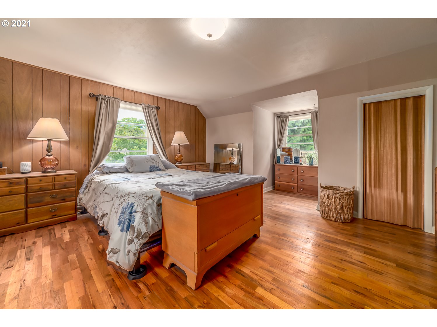 90 Irving Road Eugene, OR 97404 - Photo 10 of 32 Gallery Image 10