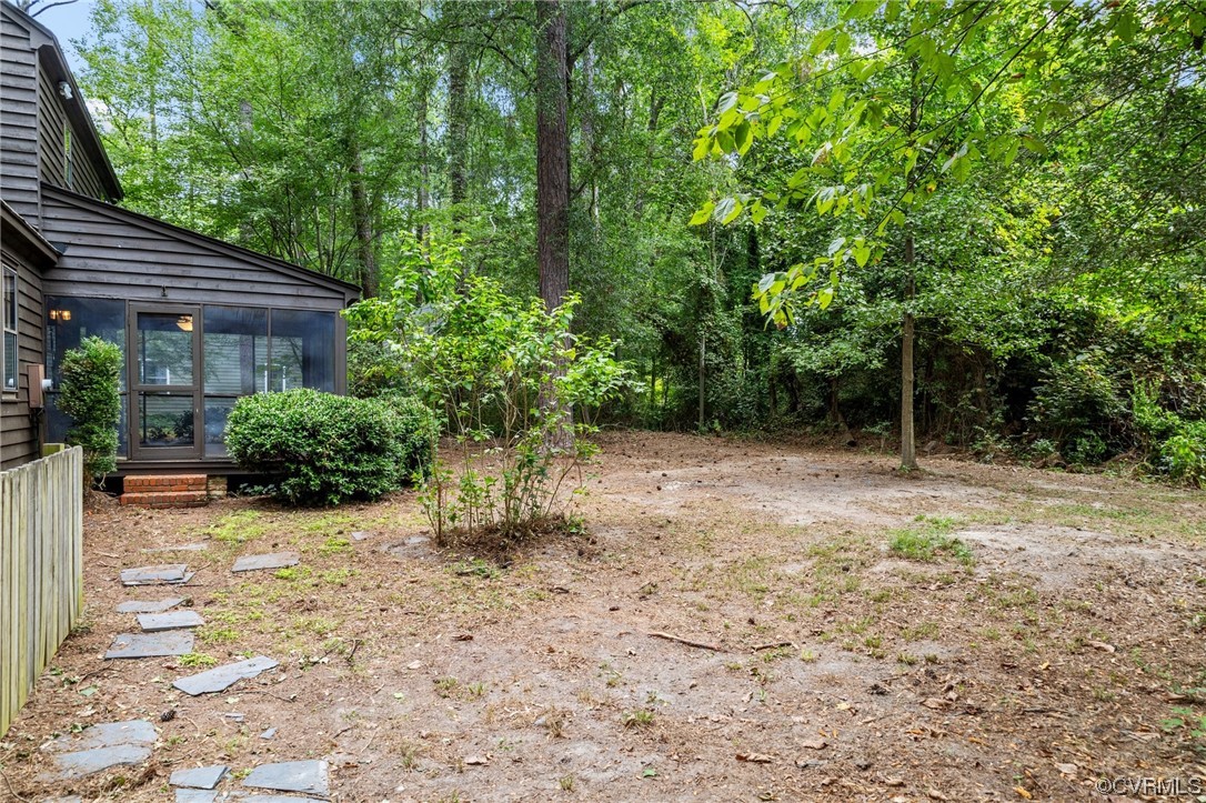 3917 Pebble Creek Road Midlothian, VA 23112 - Photo 12 of 50 View of back yard