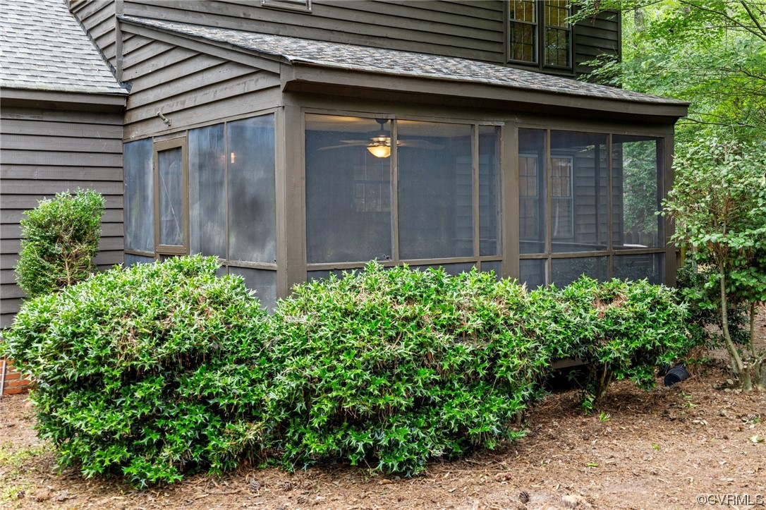 3917 Pebble Creek Road Midlothian, VA 23112 - Photo 15 of 50 Screened porch out back