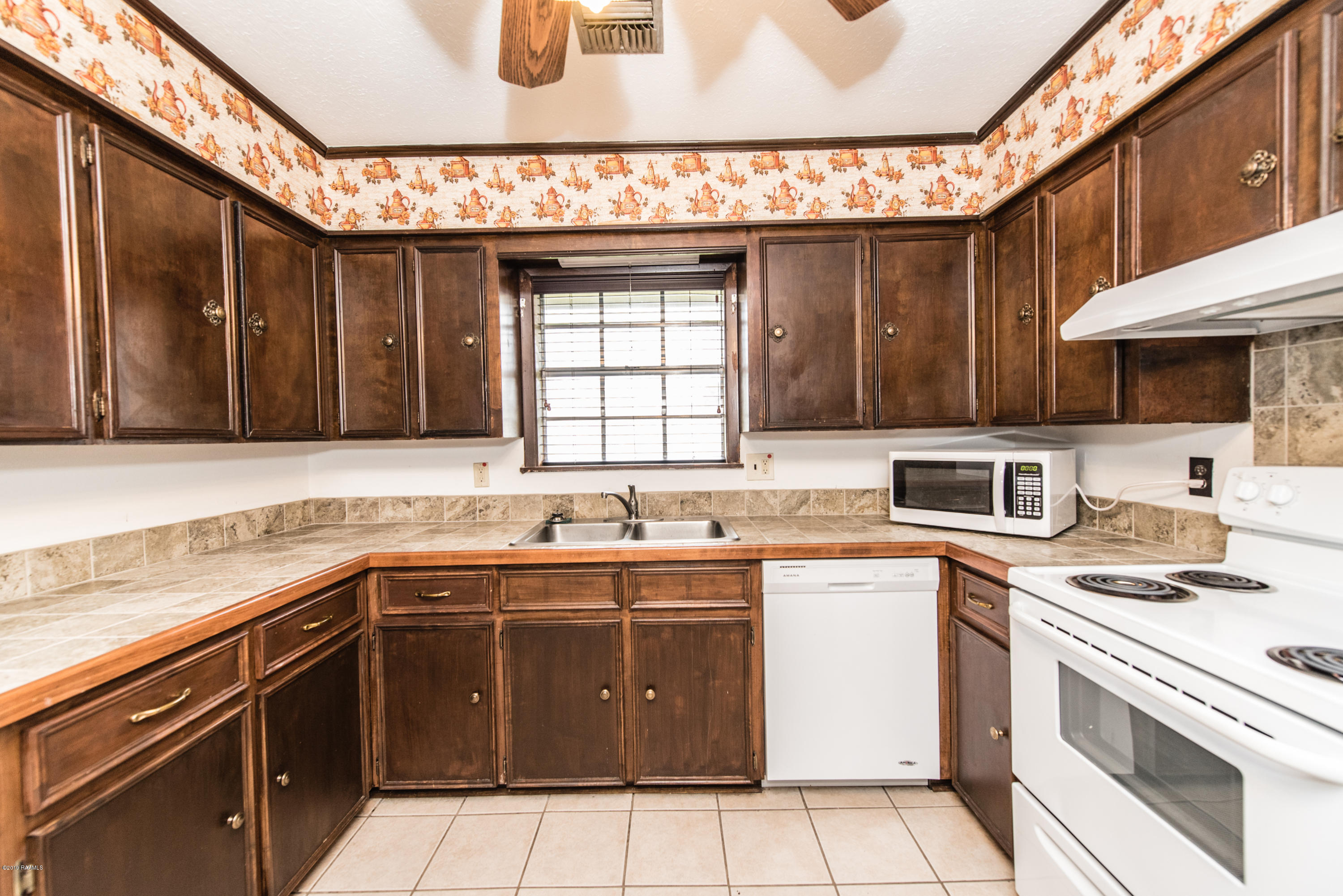 2415 East Broussard Road Lafayette, LA 70508 - Photo 21 of 28 Gallery Image 21