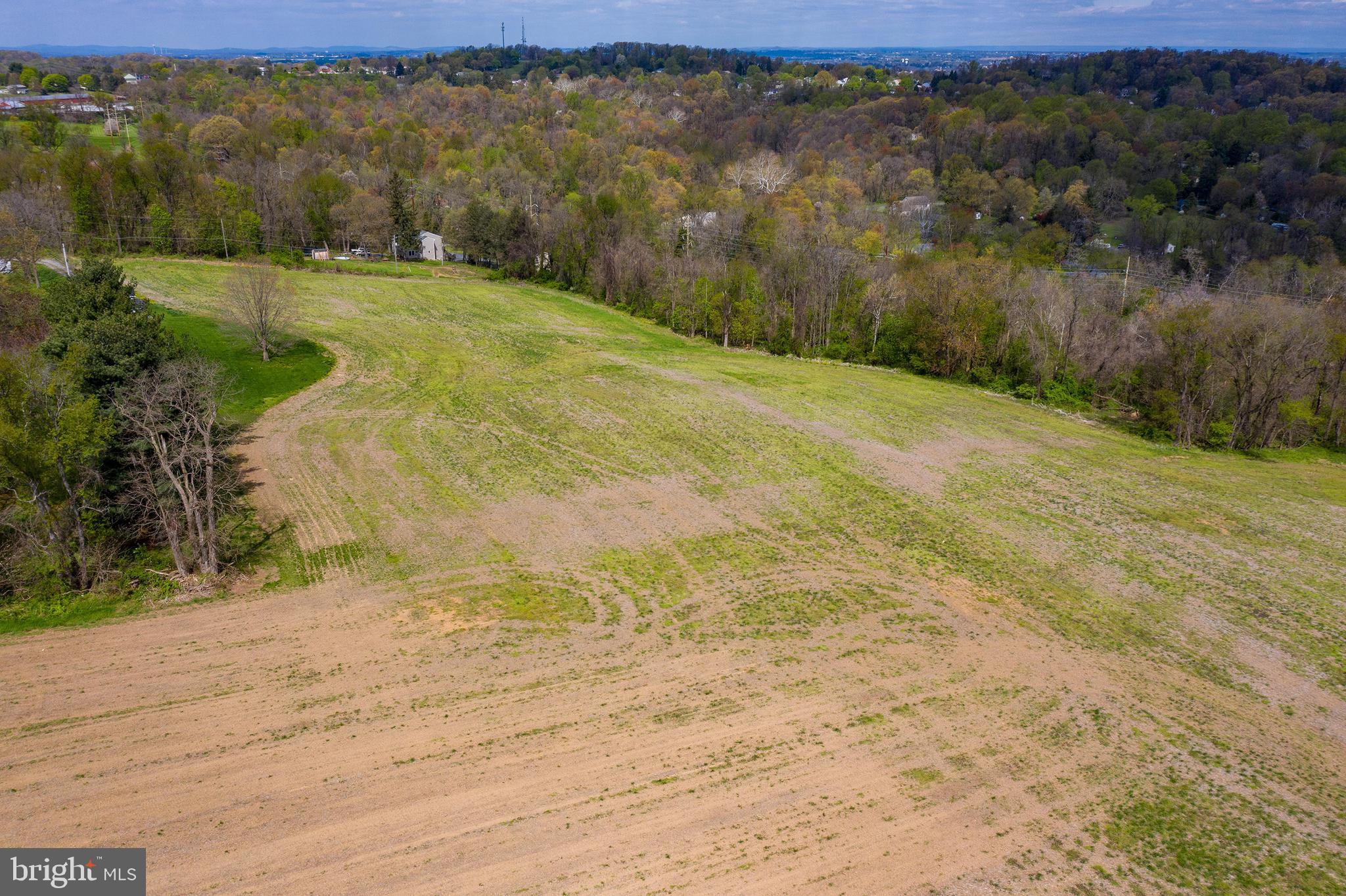 427 Hempfield Hill Road, Unit LOT # 2 Columbia, PA 17512 - Photo 9 of 10 a view of a yard with an outdoor space