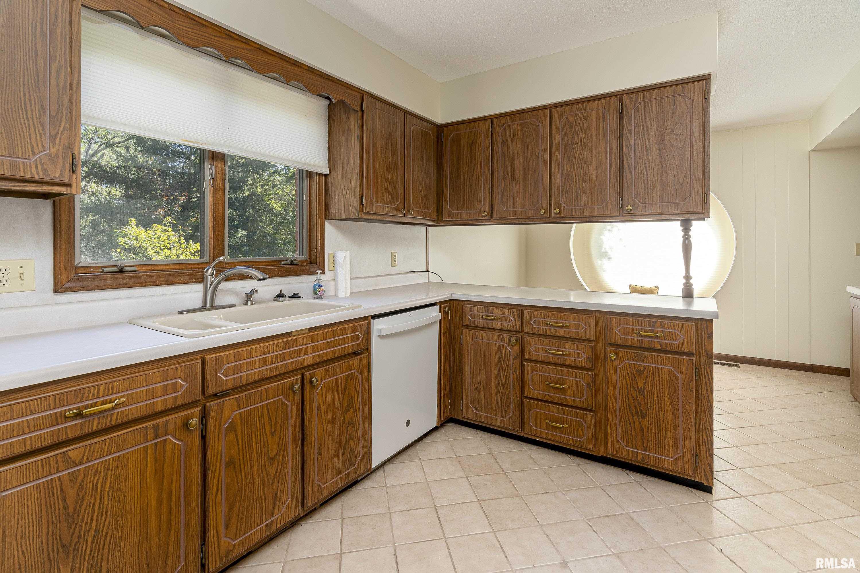 150 White Tail Road Murphysboro, IL 62966 - Photo 8 of 46