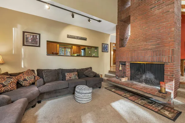 $799,000 | 72 Cranmore Wds Lane, Unit 4, Conway, NH 03860