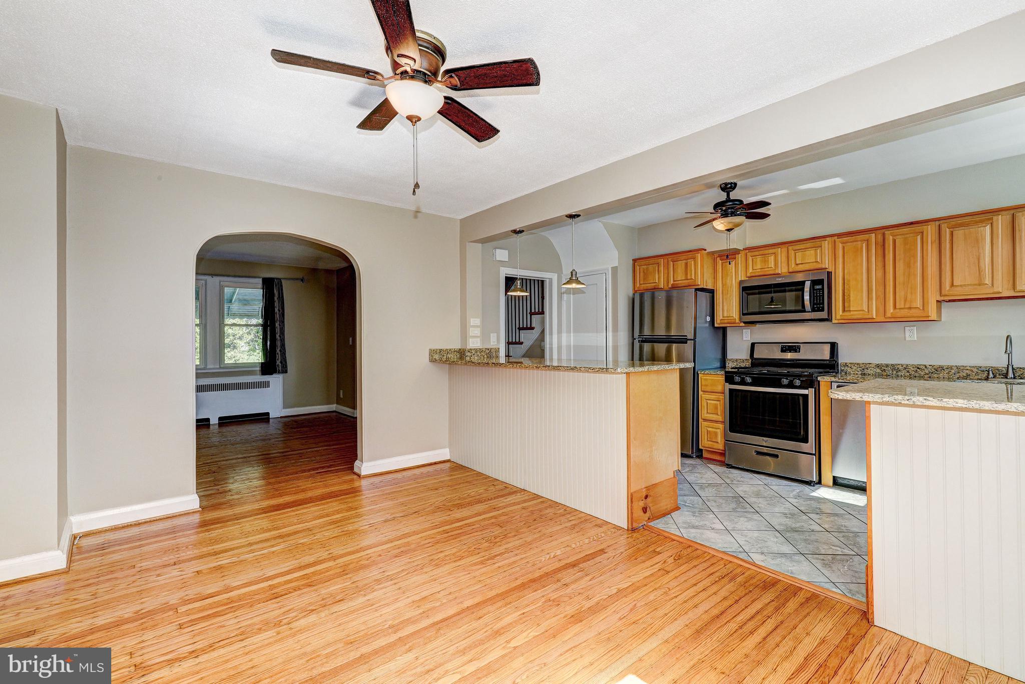 5203 Garmouth Road Baltimore, MD 21229 - Photo 11 of 42 Dining Room | Arched Doorway