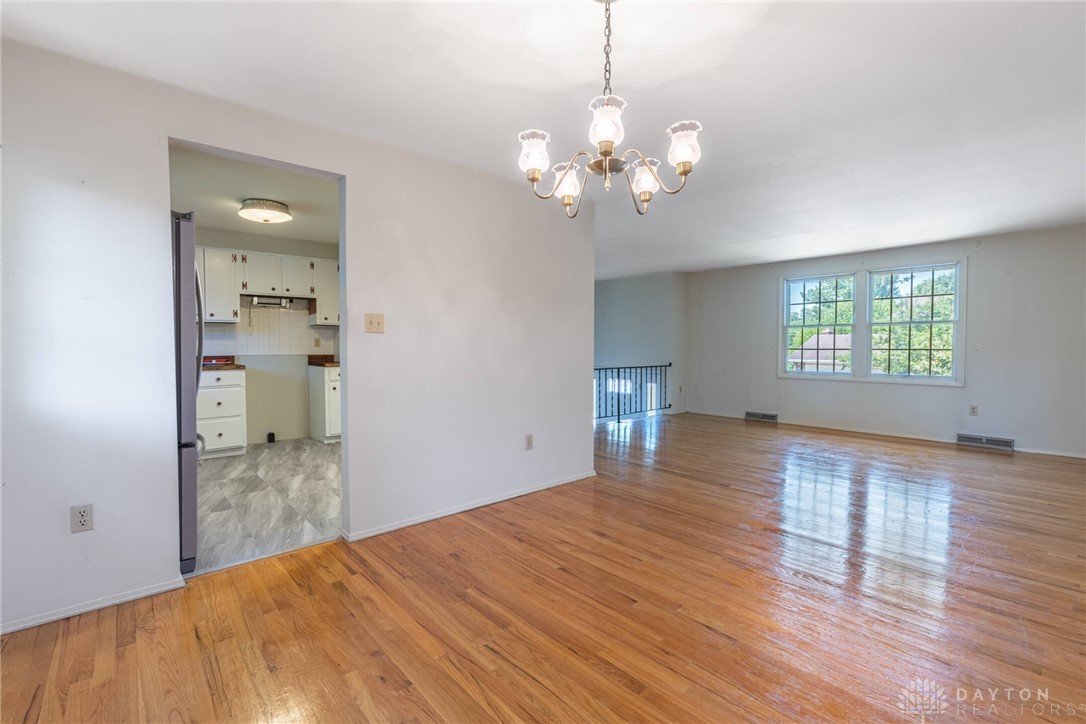 4112 Silver Oak Street Riverside, OH 45424 - Photo 6 of 34 Gallery Image 6