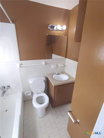 $745 | 1015 Hall Avenue, Unit 33, Killeen, TX 76541