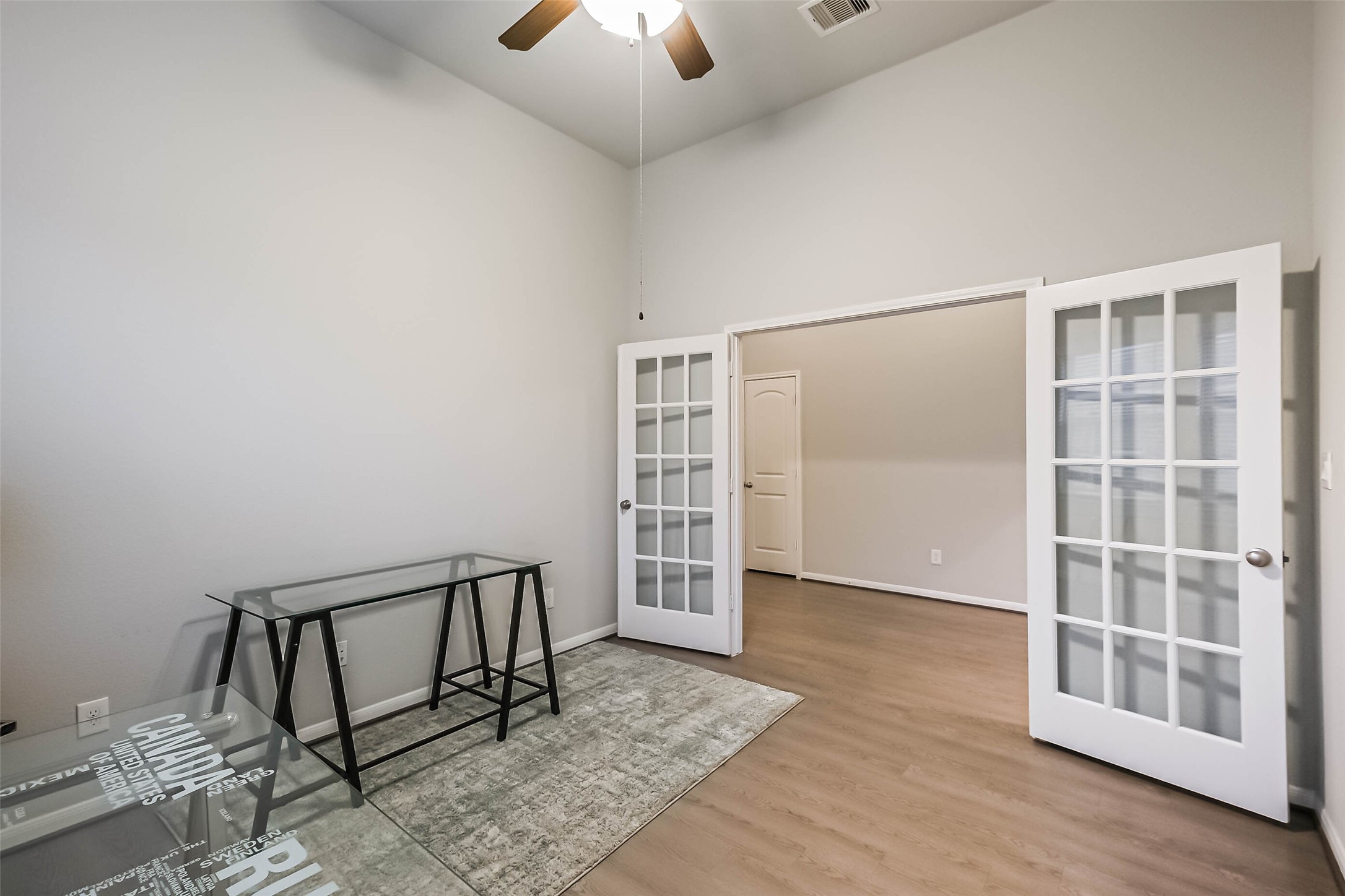 6214 Scott Way Rosenberg, TX 77471 - Photo 4 of 19 a view of livingroom with furniture and windows