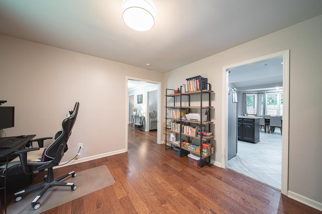 111 Stoneridge Road Cataula, GA 31804 - Photo 12 of 45 a view of a room with gym equipment