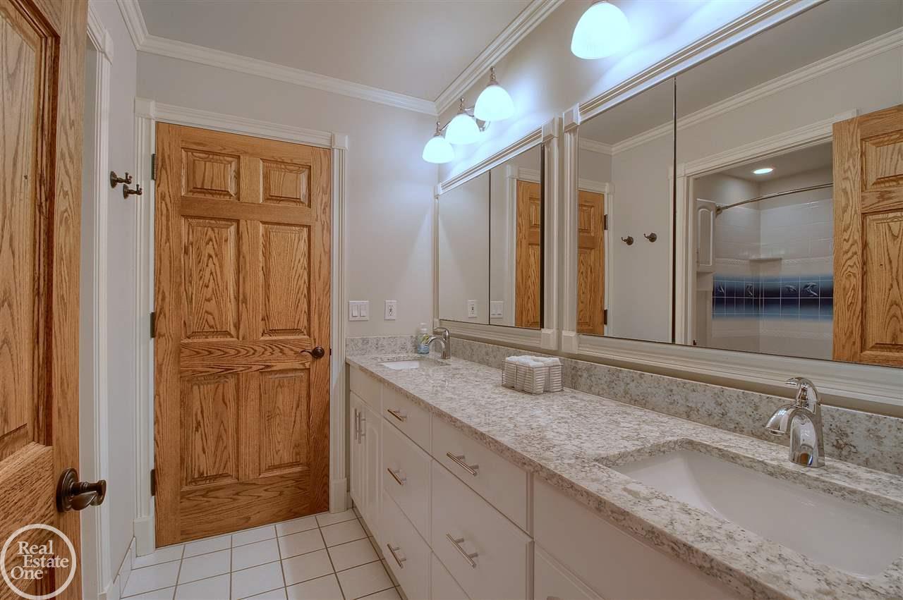 311 Townsend Road Leonard, MI 48367 - Photo 63 of 91